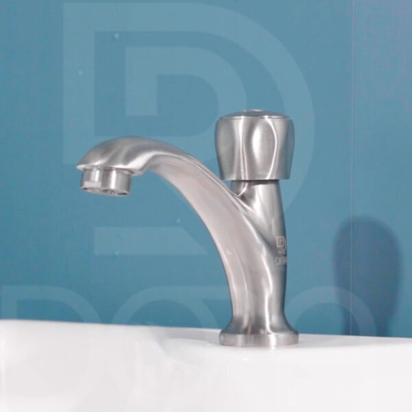 Vòi labo lạnh inox 304 chuẩn không cần chỉnh