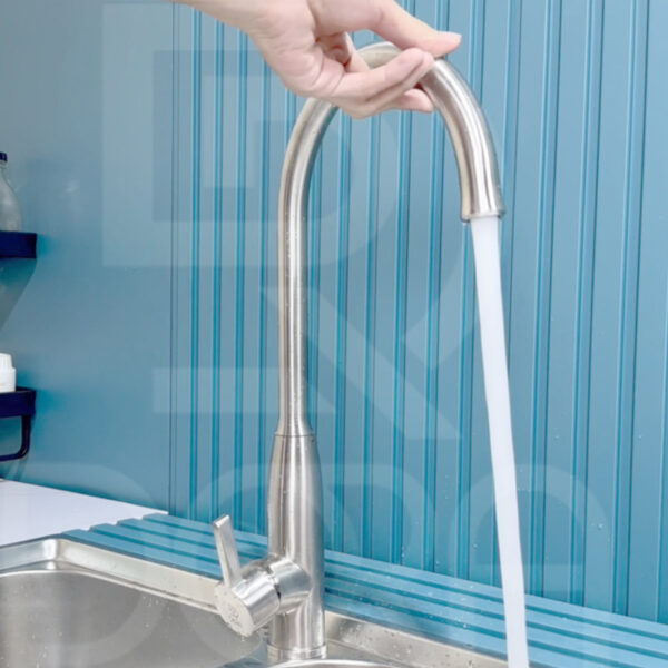 Thiết bị vòi nước