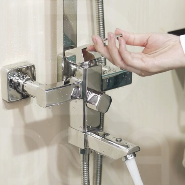 Cây sen nóng lạnh nước mạnh