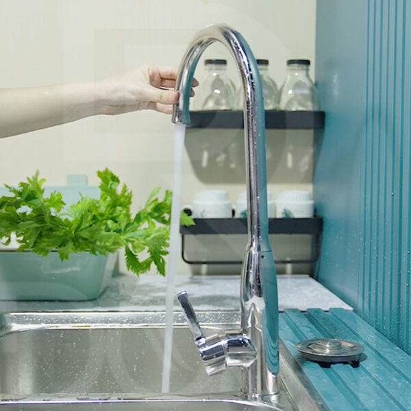 Vòi rửa bát dáng cao DORA