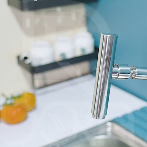 Vòi rửa bát đầu búa