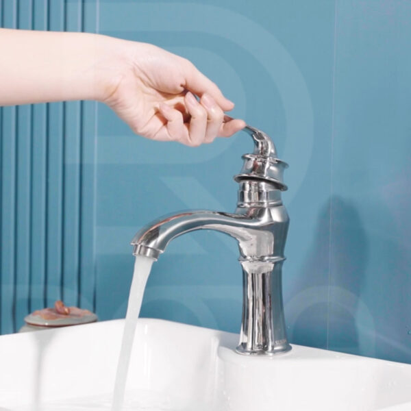 Vòi lavabo cổ điển không lo sét gỉ