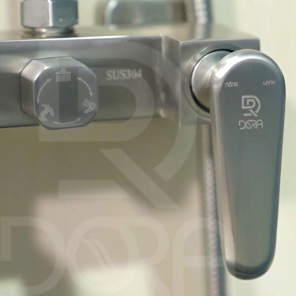 Bộ sen tắm đứng DR039