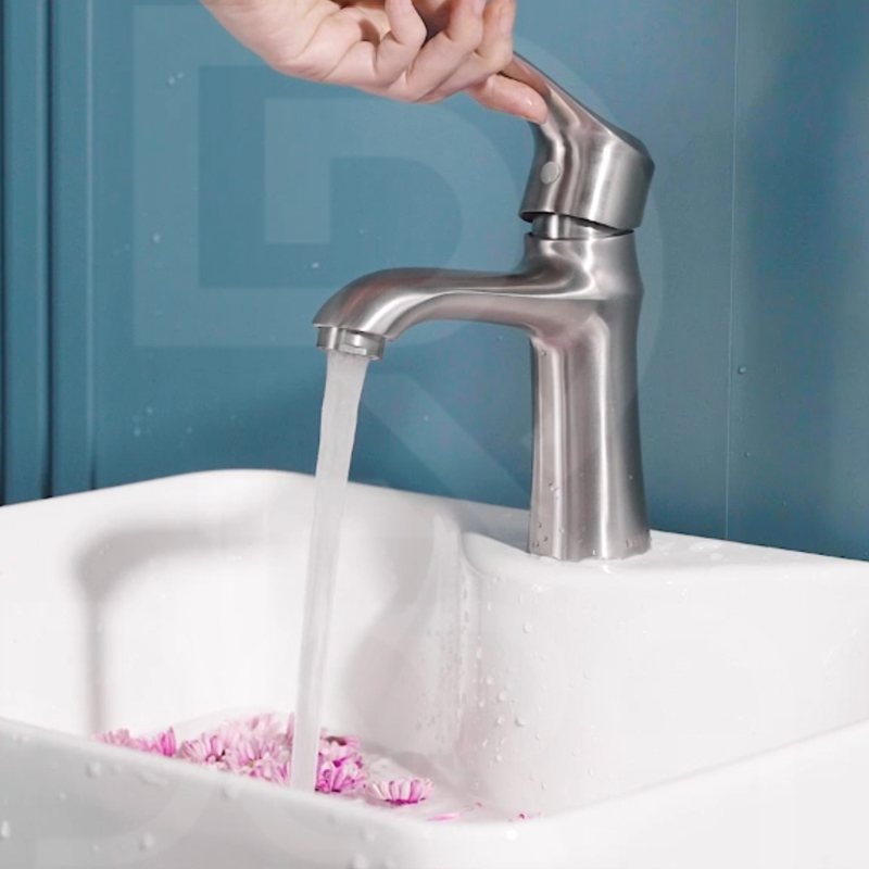 Vòi inox 304 đúc dùng trong nhà tắm