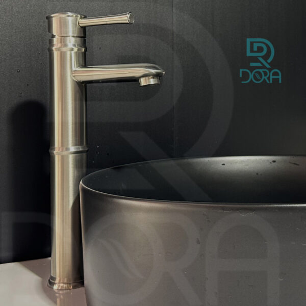 Vòi lavabo trúc cao 30 cm